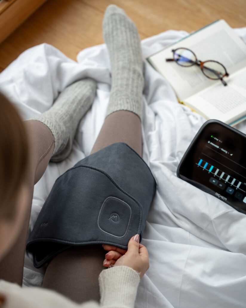 Gelenkschmerzen – Anwendung am Knie zur Regeneration